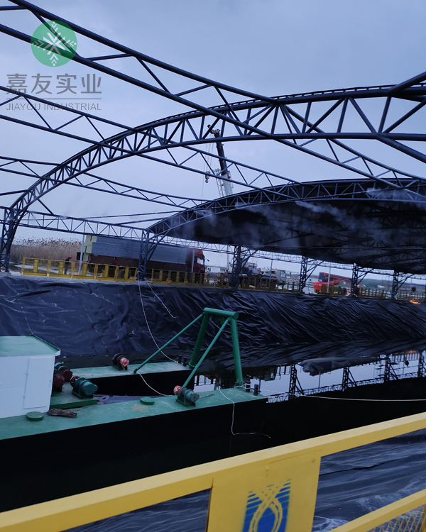 上海老港生態(tài)環(huán)?；匚勰嗵盥駡?chǎng)噴霧除臭系統(tǒng)案例圖