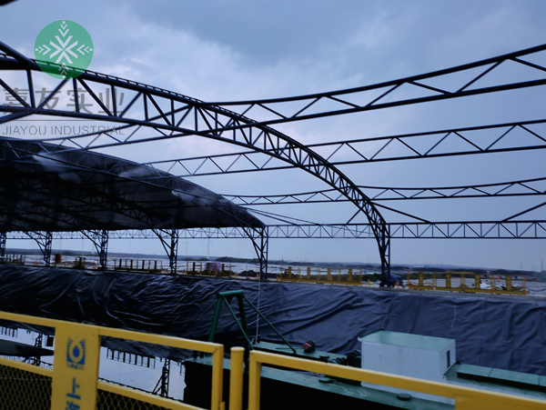 上海老港生態(tài)環(huán)?；匚勰嗵盥駡?chǎng)噴霧除臭系統(tǒng)案例圖